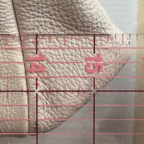 Coach Shoulder Bag Cream Pebble Leather Hobo Silver Hardware Everyday Neutral - Picture 13 of 14